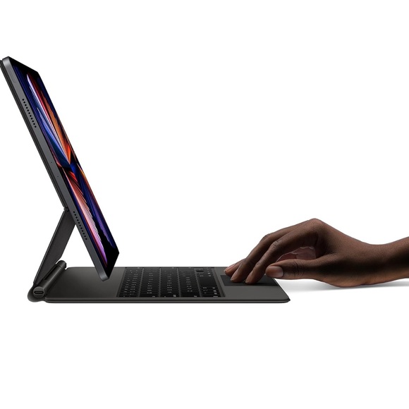 Apple - Smart Keyboard Folio 11” iPad Pro (4th Gen) iPad Air (5th Gen) - Black - Picture 14 of 15